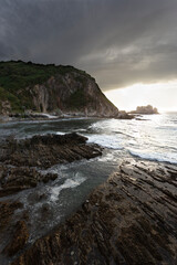 Fototapeta na wymiar sunset over the sea and cliffs in Asturias