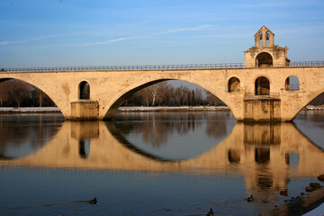 pont et son reflet