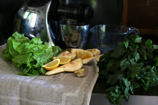 świeże wyciskane soki, wyciskarka, soki warzywne, 