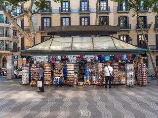 Poster kiosk on the Ramblas in Barcelona © Hans Hansen