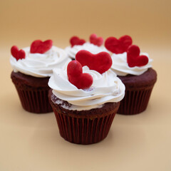 cupcake with red rose