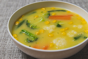 野菜たっぷりのコーンポタージュ
Cream of corn soup