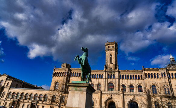 Leibniz Universit&auml;t Hannover