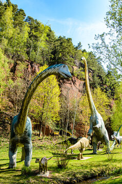 Dinosaurier in der Gartenschau in Kaiserslautern