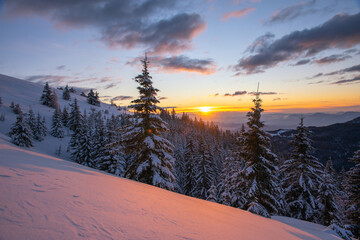 Fototapeta premium sunrise in the mountains
