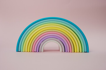 Rubber rainbow toy