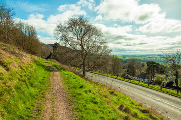 Fototapeta na wymiar Footpath along the Malvern hills of England.