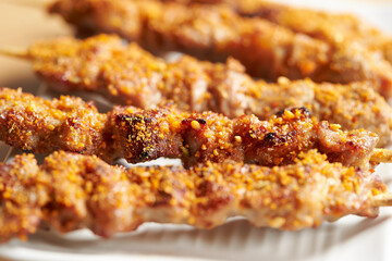 Grilled lamb skewers with seasoning 
