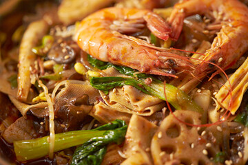 Spicy vegetable stir fried noodles