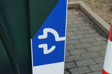 Ladesäule Infrastruktur, Symbol