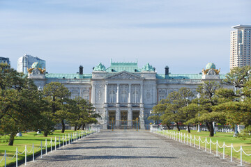 正面から見た赤坂迎賓館
