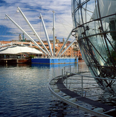 Genova, Liguria. Porto Antico di Genova con la Bolla e il Bigo.