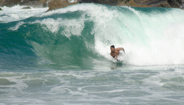 Bodyboard - Praia do Santiago - SP - Brasil 