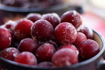 bowl of grapes