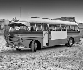 Retro-styled maltese bus