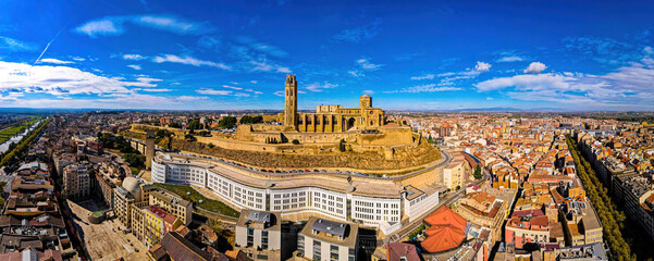 Aerial view of a Gothic-Romanesque cathedral in Lleida in Spain's northeastern Catalonia region - obrazy, fototapety, plakaty