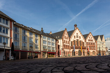 Fototapeta na wymiar Panoramic view over historic Frankfurt Römer square with city hall, cobblestone streets and old half-timbered houses