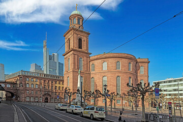 Fototapeta na wymiar Panorama picture of Frankfurt Pauls Square with historic Paulskirche church against blue sky and sunshine