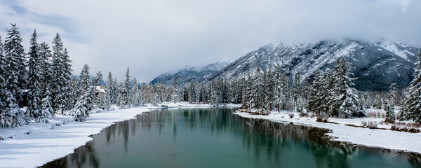 Obraz na płótnie Canvas Vermillion Lakes, BC Canada