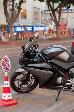 Istanbul, Turkey - August 28, 2013. Yamaha YZF-R125 sport bike at the street of Istanbul.