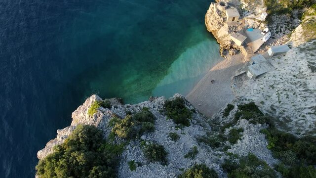 Einsamer Strand in Istrien, Kroatien, Drohnenflug, drone 4k, Aerial, Drohne