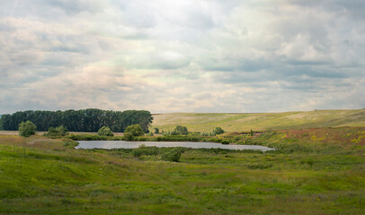 Fototapeta na wymiar landscape and lake in the summer