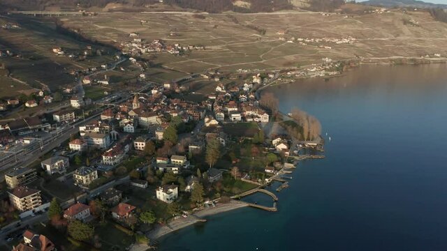 Aerial of houses at the shore of beautiful lake