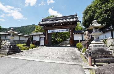 Fototapeta premium 西教寺 総門 滋賀県大津市坂本