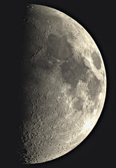 Half Moon close-up
