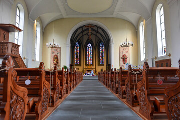 Fototapeta na wymiar Innenansicht der katholische Kirche St. Martin in Arbon, Kanton Thurgau / Schweiz