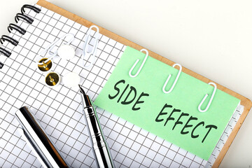 SIDE EFFECT on post note for remind on the stickers with pen