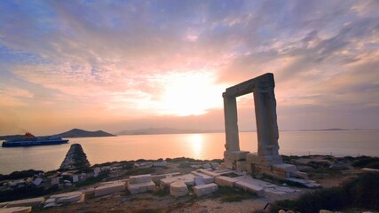 Sunset Naxos, porte du temple d'Apollon