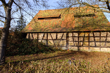 Altes Fachwerkhaus in Franken im Februar