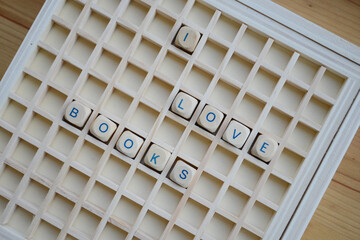 Letter cubes "I love books"