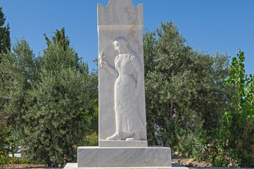 Frauendenkmal auf der Insel Paros, Kykladen, Griechenland