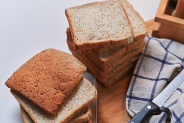 The loaf of sliced wholewheat bread