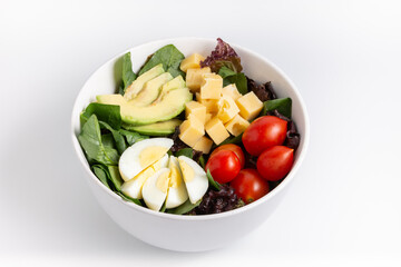 ensalada con palta y huevo
