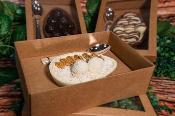 Easter egg Easter Bunny  - chocolate