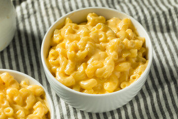 Homemade Creamy Macaroni and Cheese Pasta