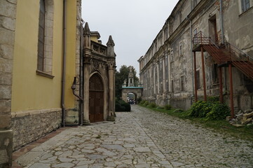 Picturesque streets of the old town of Kamyanets-Podilsky © ReitNN