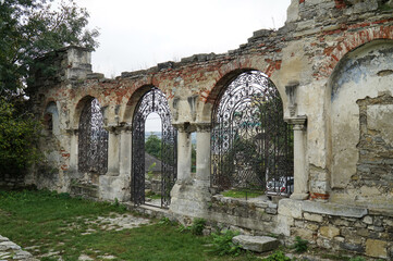 Fototapeta na wymiar Ruins of the Cathedral of the Armenian Church of St. Nicholas in the city of Kamianets-Podilskyi