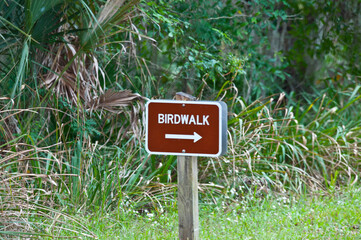 USA, Florida, Sarasota, Myakka River State Park, Birdwalk Directional Sign