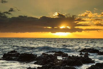 USA, Hawaii, Maui, Kihei. Scenic of ocean sunset.