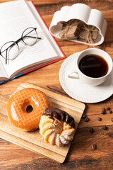 色々な種類のドーナッツ