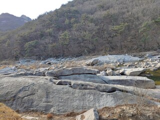 자연이 만든 바위들