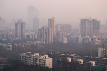 Fototapeta na wymiar highrise and lowrise building in one frame of mumbai city