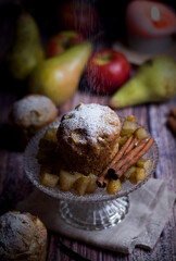 Muffins mit Birne, Zimt und Ingwer