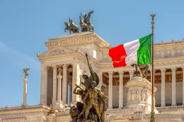 Deurstickers Altare della Patria monument in honor of Victor Emmanuel, first king of unified Italy, in Rome on May 4, 2015 © Mirko