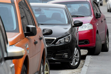 Narrow car parking in random order