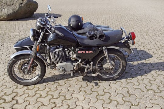 MZ ETZ 251  Gespann mit Seitenwagen